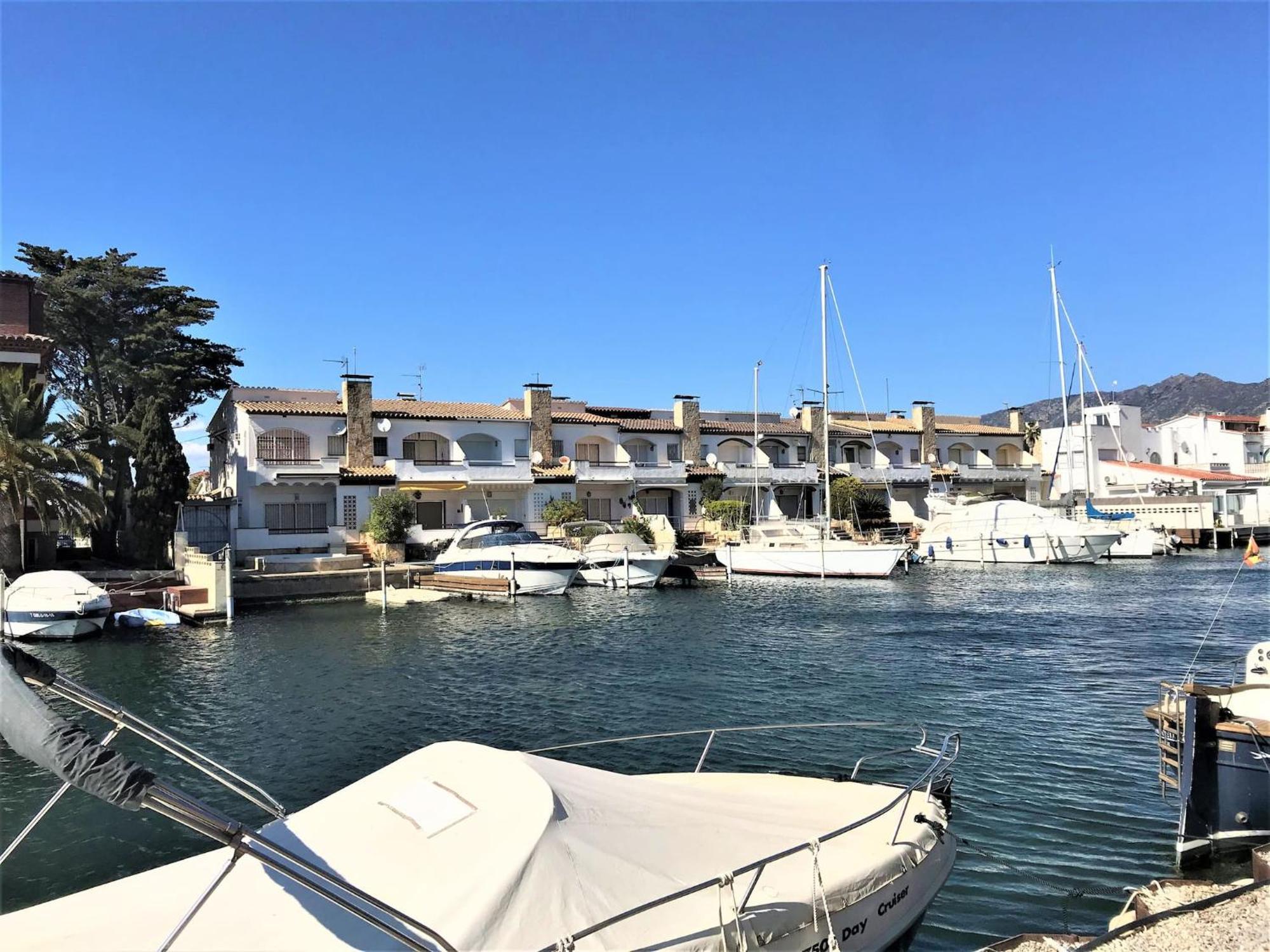 Apartamento En Roses Con Vistas Al Canal Y Piscina Esterno foto