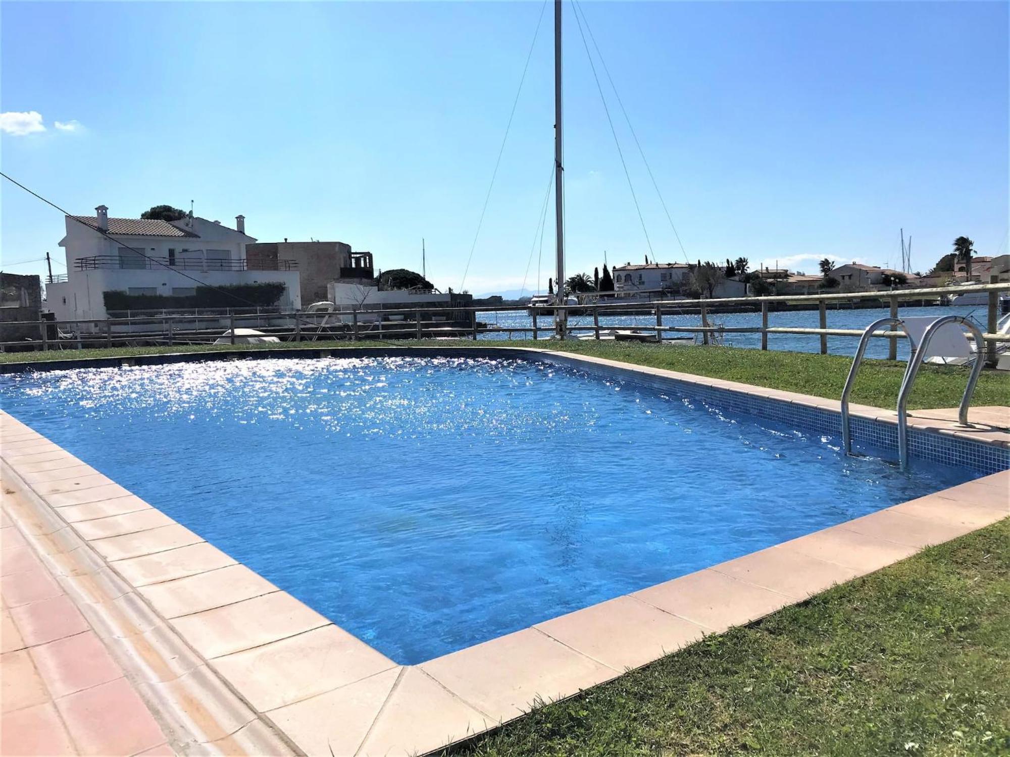 Apartamento En Roses Con Vistas Al Canal Y Piscina Av-52 Esterno foto